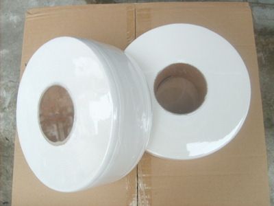 工廠批發(fā)高品質(zhì)純木漿大卷紙，酒店賓館和工廠適用，1箱起批